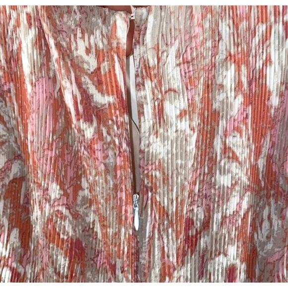ASTR V-Neck Plisse Wrap Mini Dress Size Small in Coral Floral NWT - Picture 7 of 9